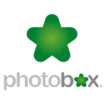 Photobox, un des pionniers du développement photo, est un laboratoire photo présent dans de nombreux pays au traves de l'Europe.
